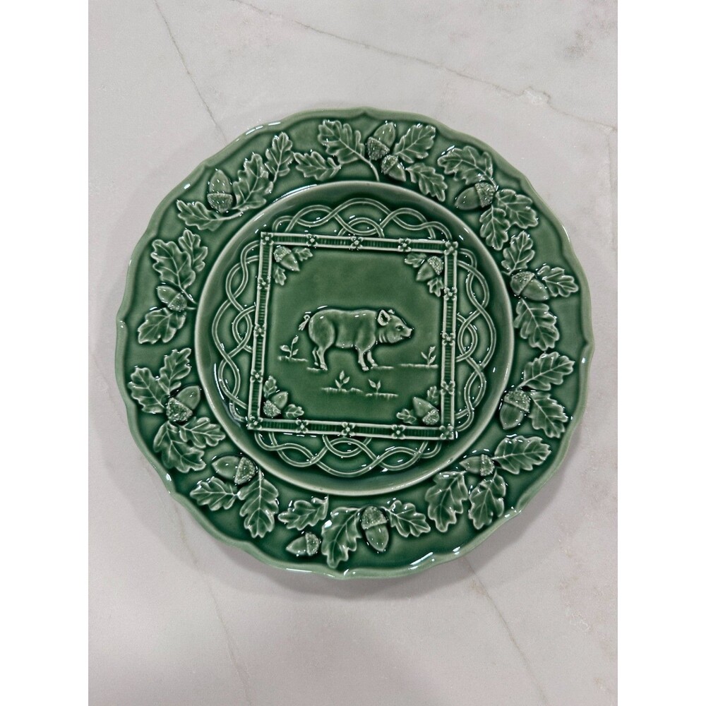 Bordallo Pinheiro Pig Acorns Plate 9.25" Green Majolica Made in Portugal